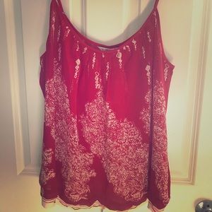 Flattering red and cream tank!